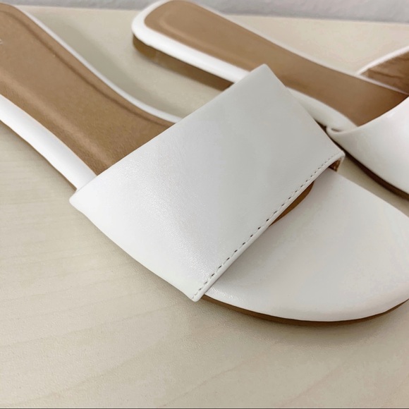 ✨NEW Amelia Sandal- in White - Picture 6 of 7
